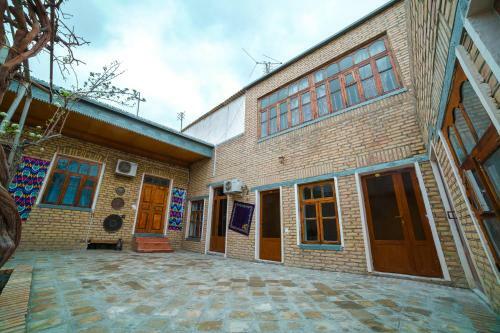 Hostal Guest House Ravshan