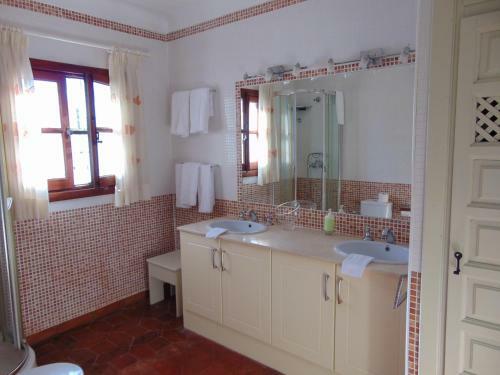 Villa Casa Michael - El Paraiso, Marbella