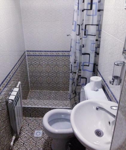 Hostal Parviz Guest House