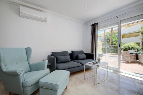 Wonderful Sunny Terrace Apartment (Pa 3-2)