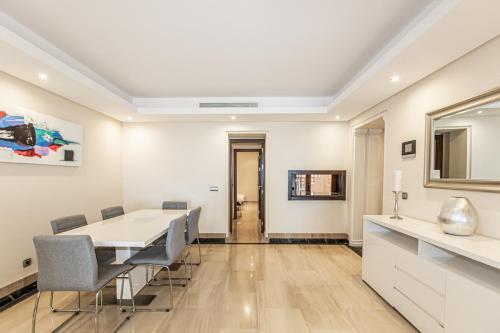 Apartamento Frontline Luxe Apt In Bahia de La Plata Rdr214