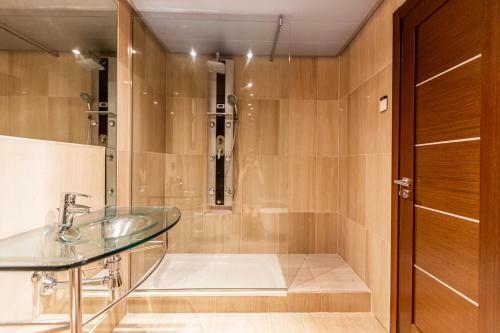 Apartamento Frontline Luxe Apt In Bahia de La Plata Rdr214