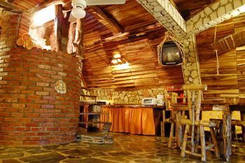 Chalet Tropical Village