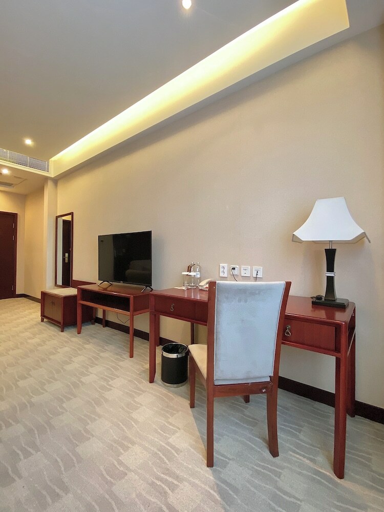 Beijing Palace Soluxe Hotel Astana