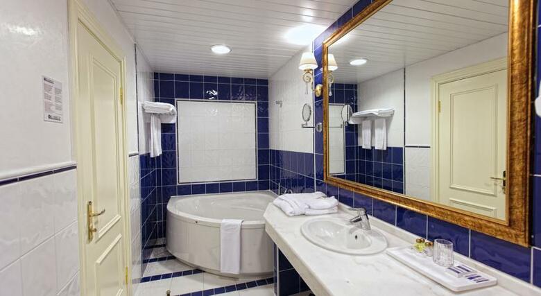 Kazzhol Hotel Astana