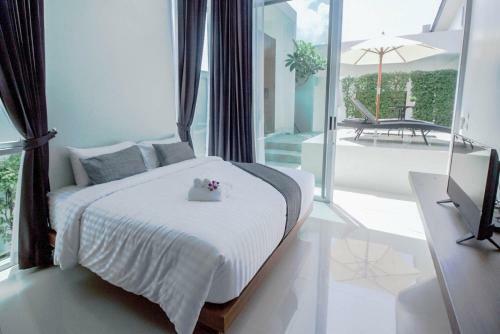 Tarton Bou Pool Villa