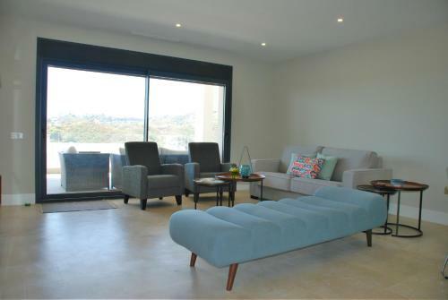 Modern Apartment In Great Community