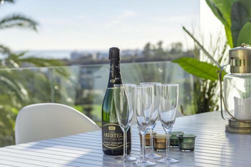Lem- New 2 Bedroom Apartment In Le Mirage