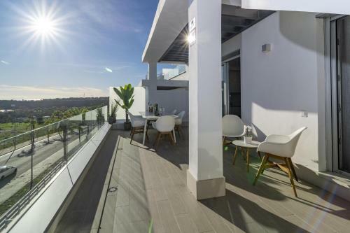 Lem- New 2 Bedroom Apartment In Le Mirage
