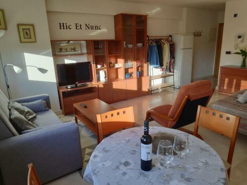 Apartamento En 1� L�nea de Playa, Estepona Centro