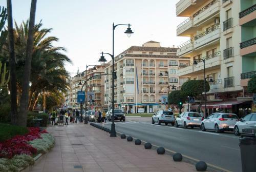 Apartamento En 1� L�nea de Playa, Estepona Centro
