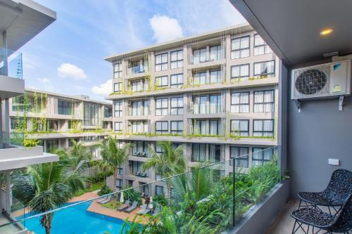 Apartment Near Bangtao Beach 2bdr 2bth #404