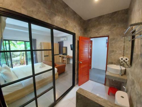 Hotel Malinee Resort