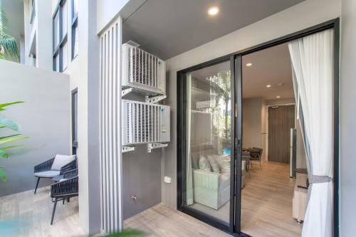 1 Bdr Pool Access Apartment Bangtao #104