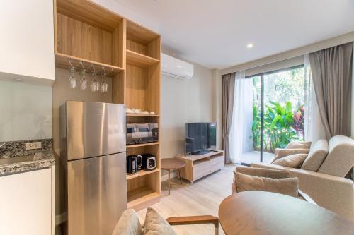 1 Bdr Pool Access Apartment Bangtao #103