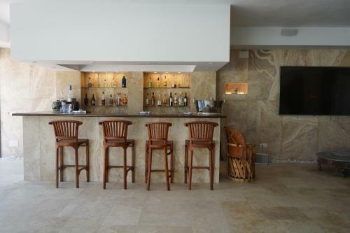 Huge Golf And Spa Mansion 8 Min From Puerto Banus