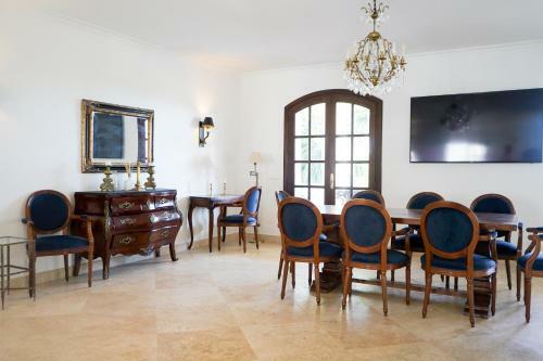 Huge Golf And Spa Mansion 8 Min From Puerto Banus