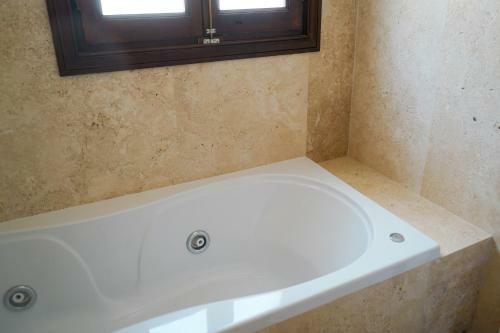 Huge Golf And Spa Mansion 8 Min From Puerto Banus