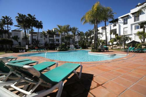 Apartamento Relaxing Beachfront Complex With Swimming Pool In Costalita
