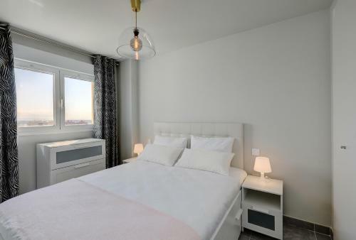 Wonderful Apartment With Lovely Views, Pb 19 4dcha