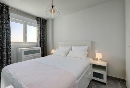 Wonderful Apartment With Lovely Views, Pb 19 4dcha