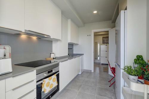 Wonderful Apartment With Lovely Views, Pb 19 4dcha