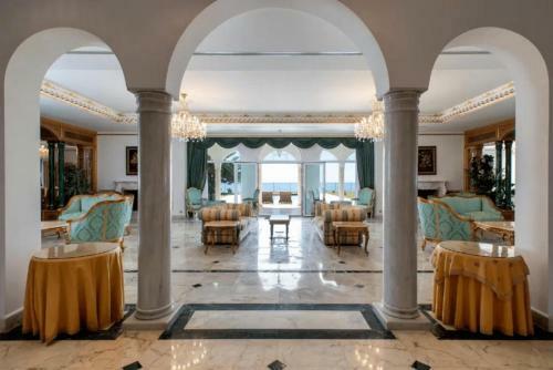 The Palace Marbella - Lavish Beachfront Villa