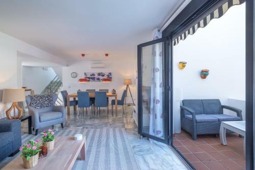 Casa Luna Beach