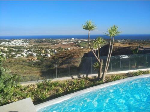 Luxury Apartment In Benahavis With Amazing Views
