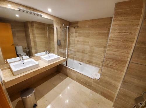 Luxury Apartment In Benahavis With Amazing Views