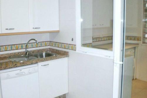 Apartamento Beachside Appartment With Pool, 150m To The Beach