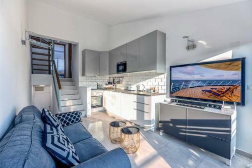 Apartamento First Line Beach Penthouse In Estepona With Great Views