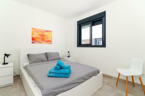 Newly Refurbished 2bed Apartment In Residence Infinity, Pool By Rafleys