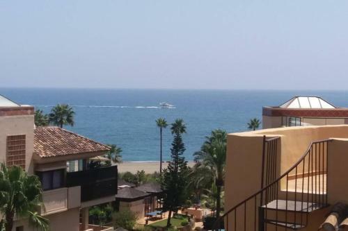 Apartamento �tico En Marbella Con Vistas Al Mar