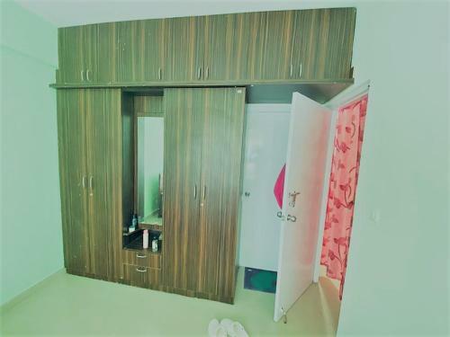 Apartamento La Casa Roja Negra (Huge 3 Bhk)