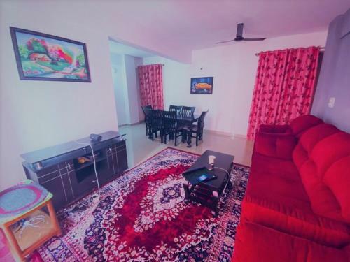 Apartamento La Casa Roja Negra (Huge 3 Bhk)