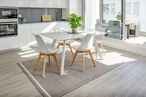 Lm62a- Modern Family Apartment Close To Beach