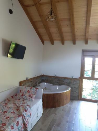 Apartamentos Y Casa La Paredana, Agroturismo