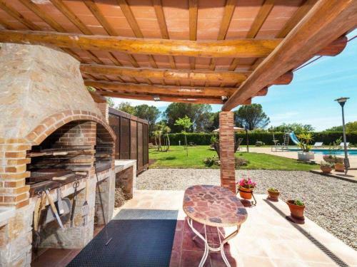 Casa Rustica Con Piscina En Girona