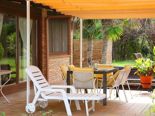 Casa Rustica Con Piscina En Girona