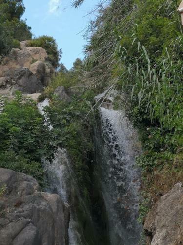 Villa With Serene Mountain Views. Spacious Garden With 10x5m Pool.