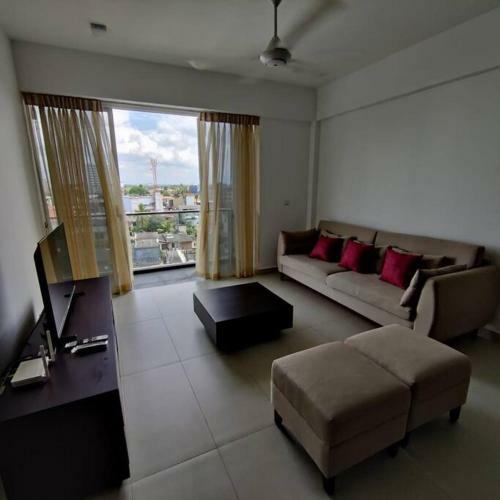 3 Bedroom Apartment In Close Proximity To Beach