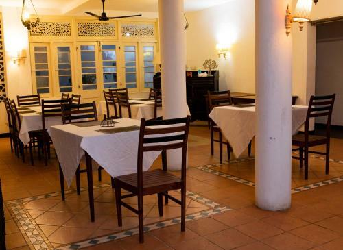 Hostal Barnes Villa