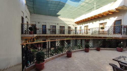Qala Hotel