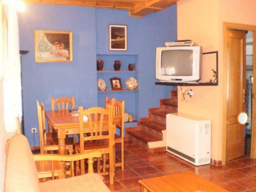 Los Olmos Holiday Home