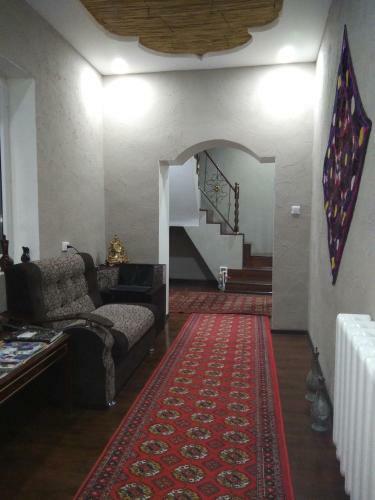Hostal Guest House Art Postindoz