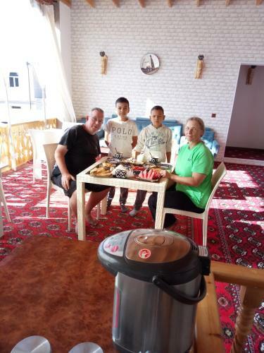 Hostal Rasulboy Guest House