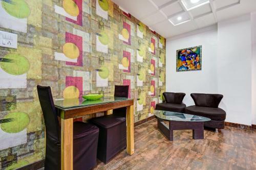 Townhouse Oak Hotel Hillview