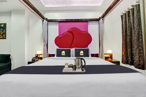 Townhouse Oak Hotel Hillview