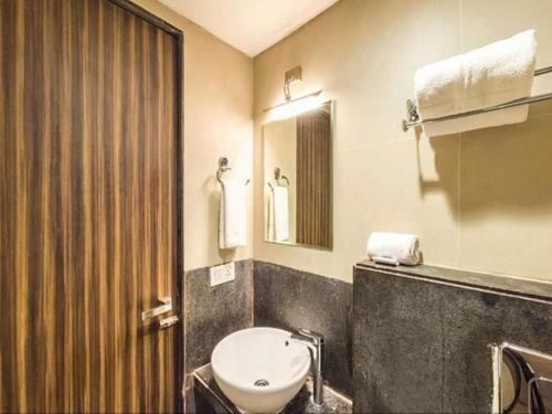 Hotel The Skycourt - An Hospitality Solutions